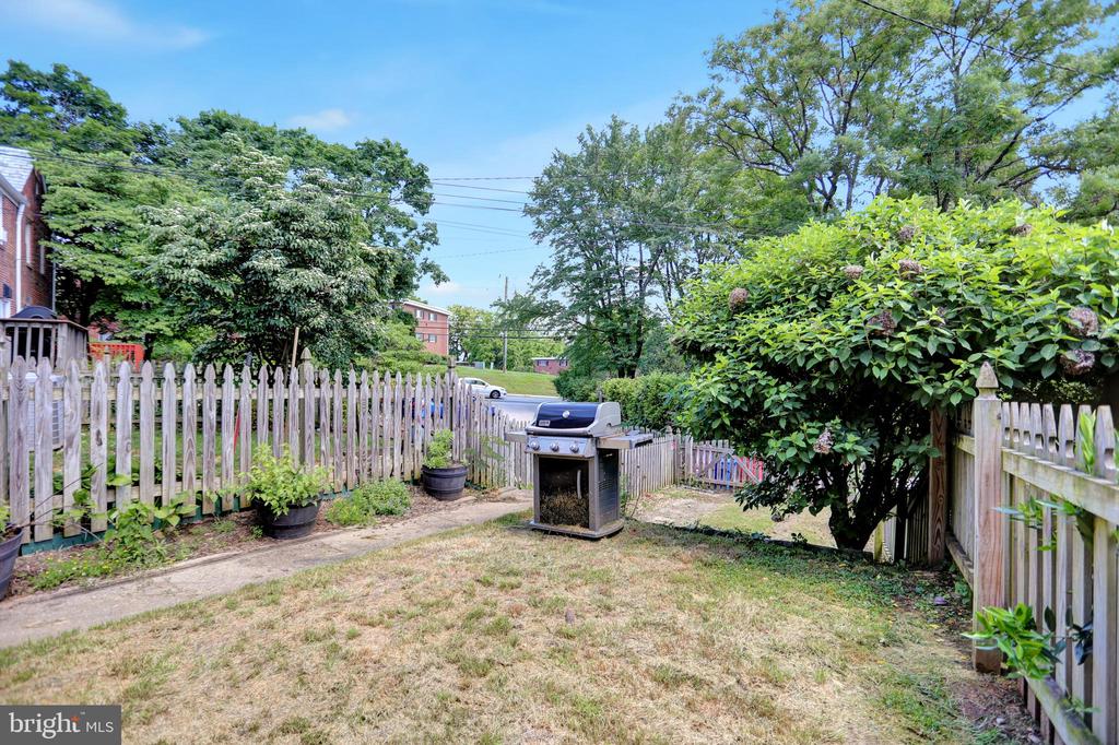 308 OLD TRAIL ROAD