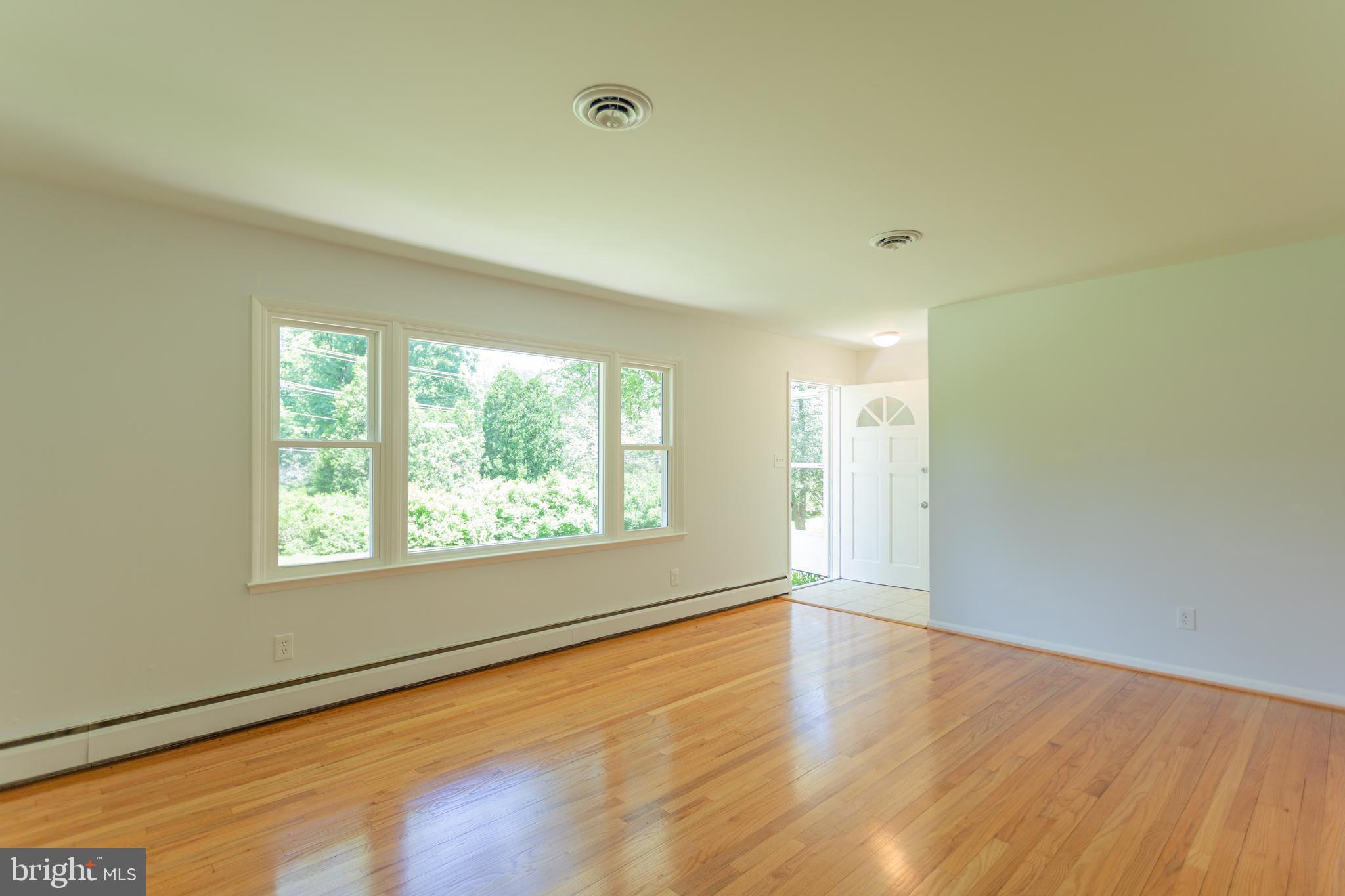 14137 BLENHEIM N