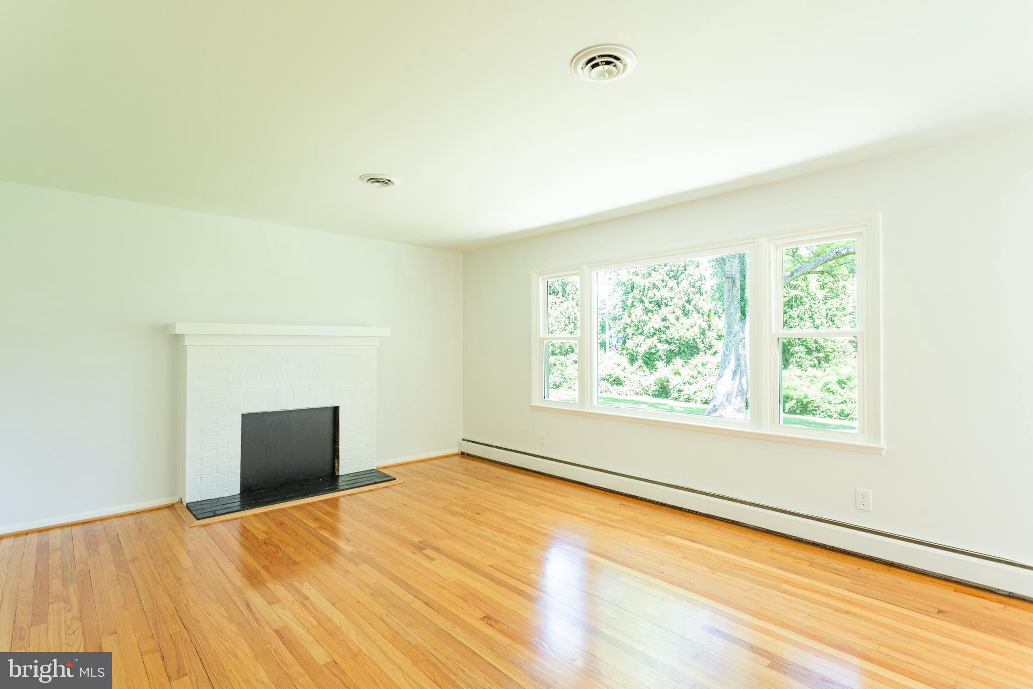 14137 BLENHEIM N