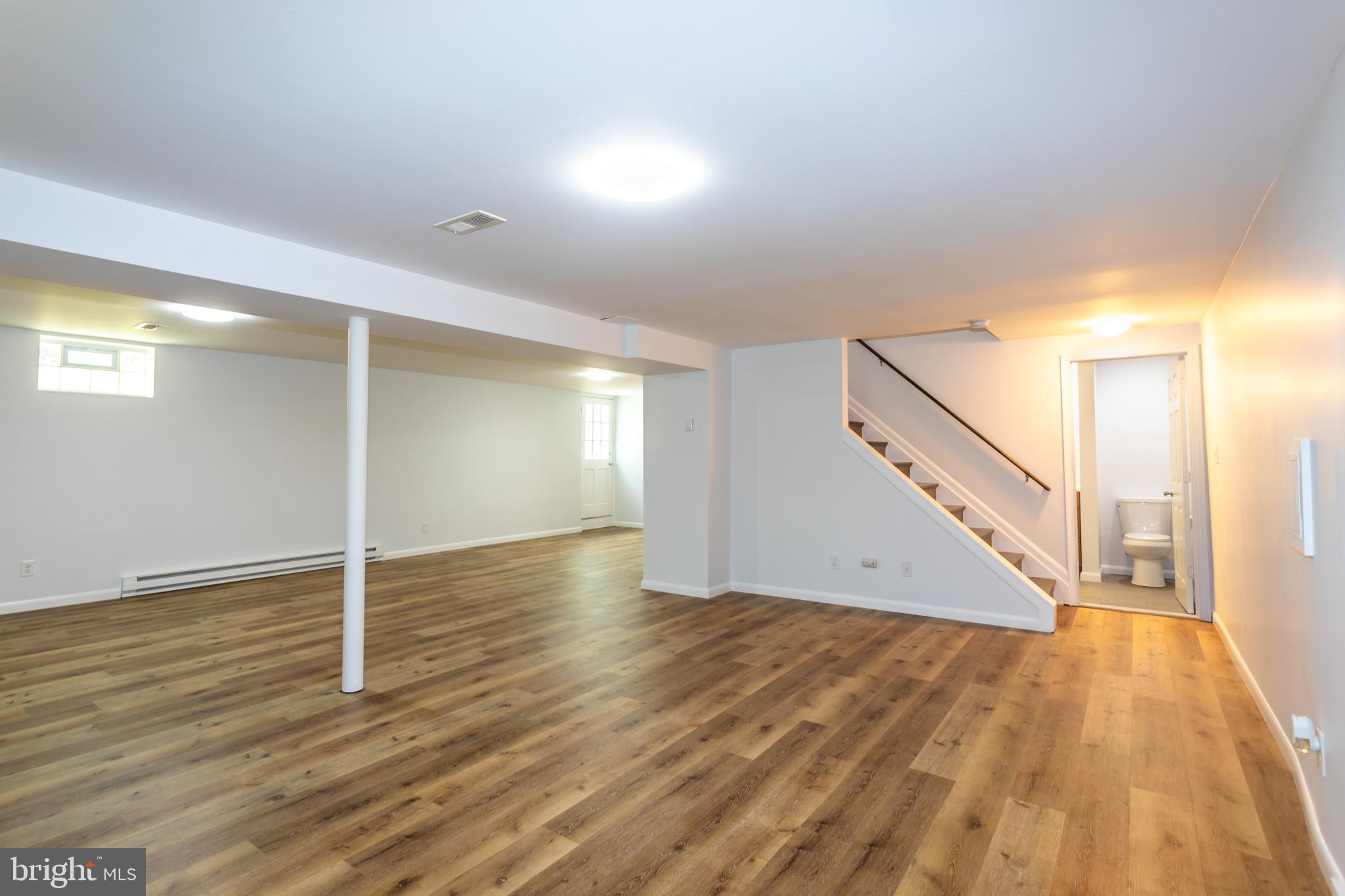 14137 BLENHEIM N