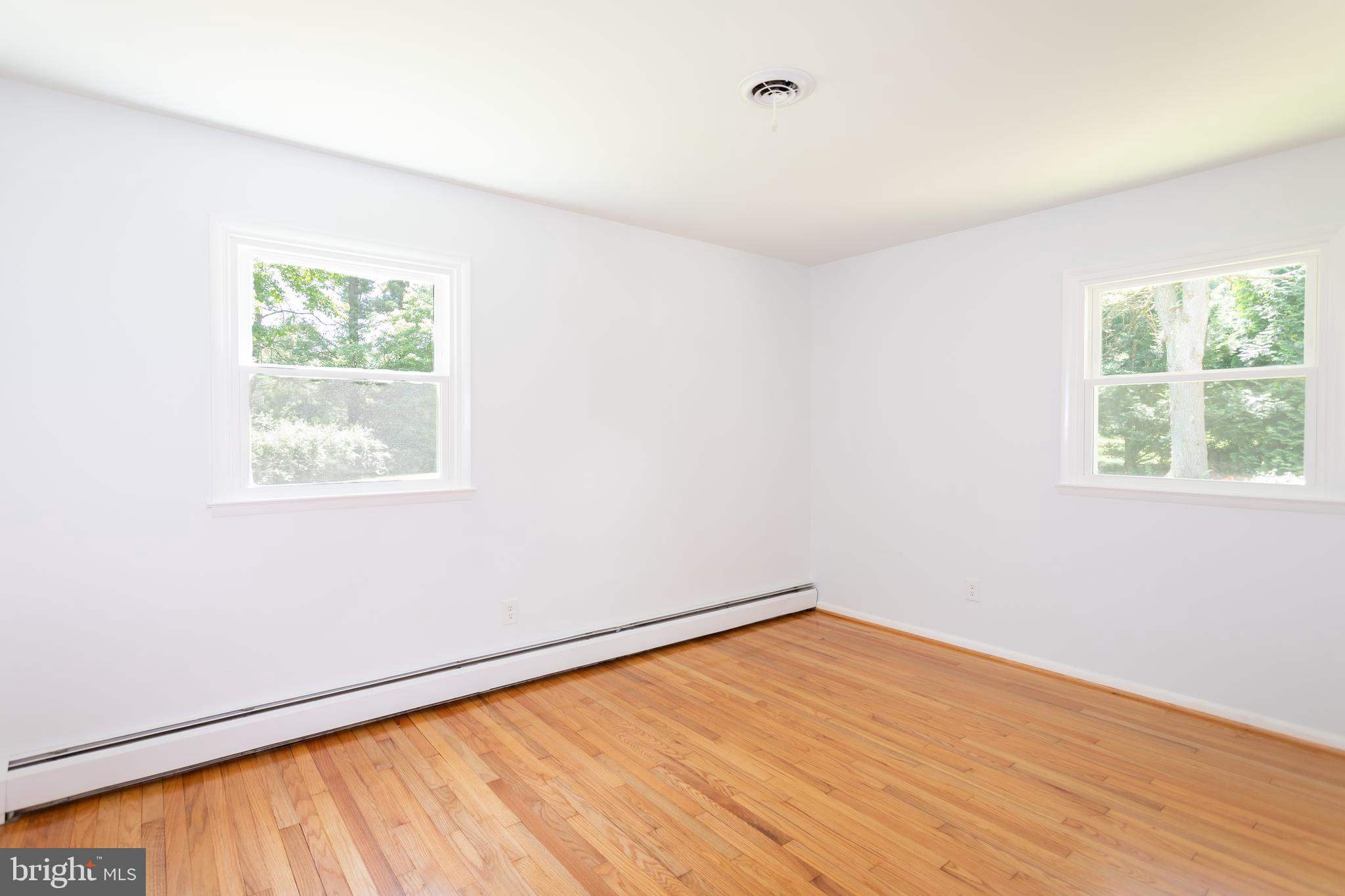 14137 BLENHEIM N