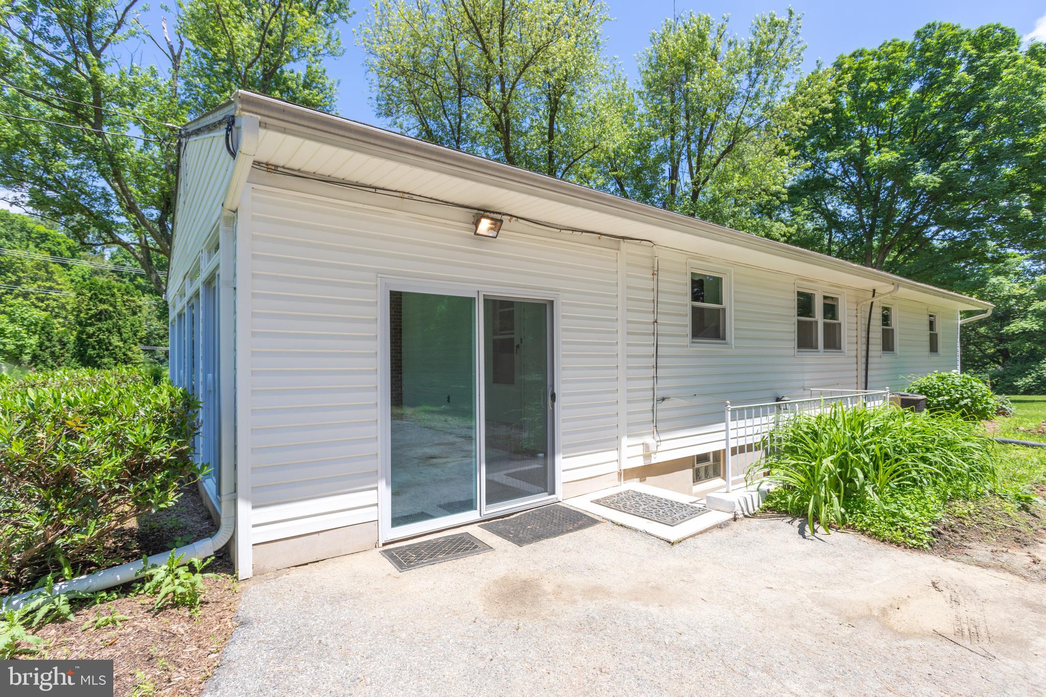 14137 BLENHEIM N