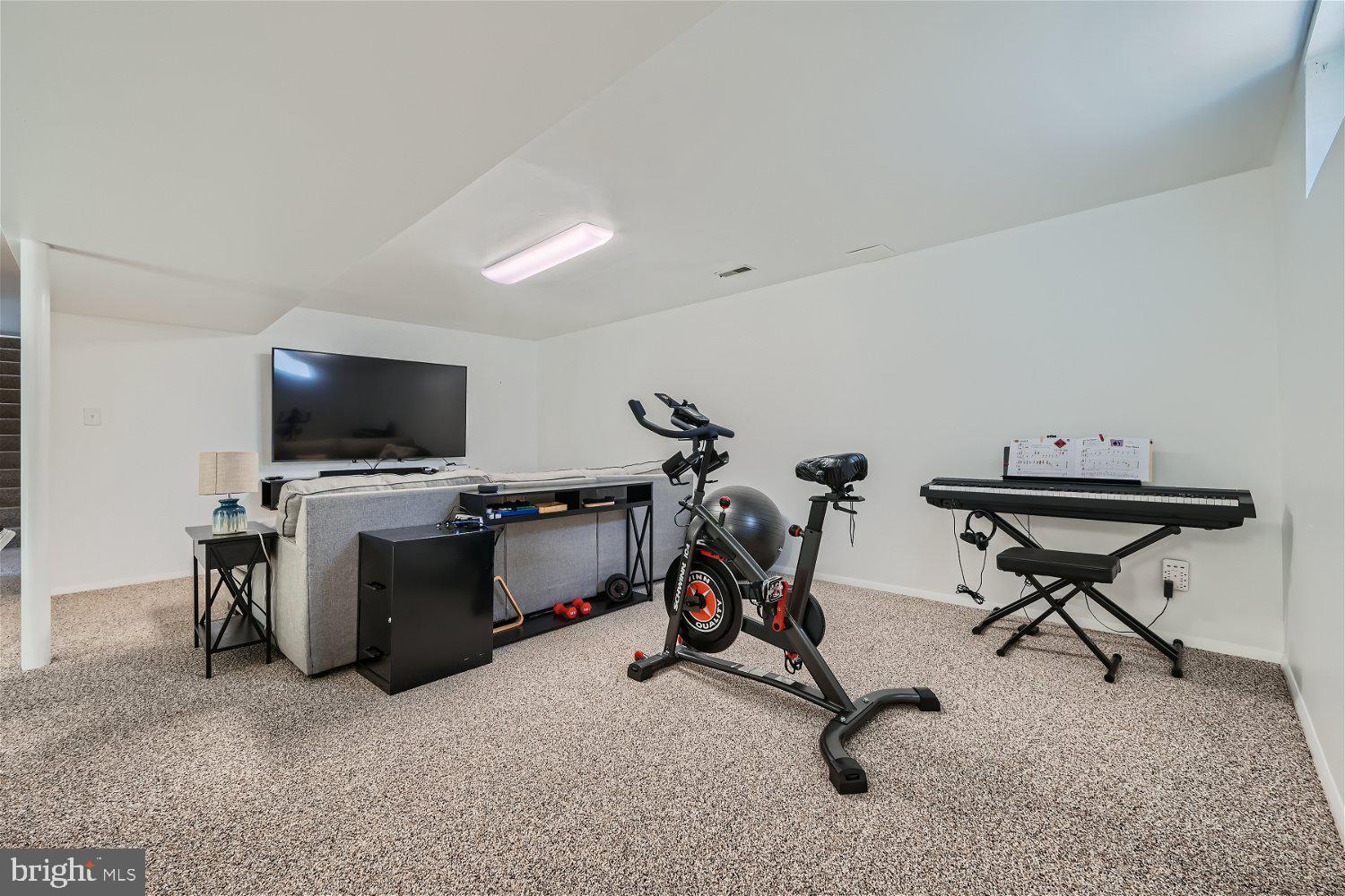 13 FLANDERS RIDGE COURT