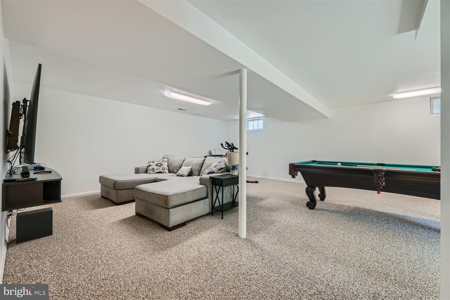 13 FLANDERS RIDGE COURT