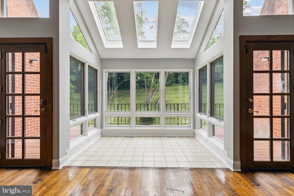 31 MALIBU COURT