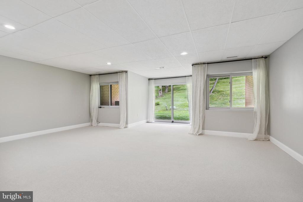31 MALIBU COURT