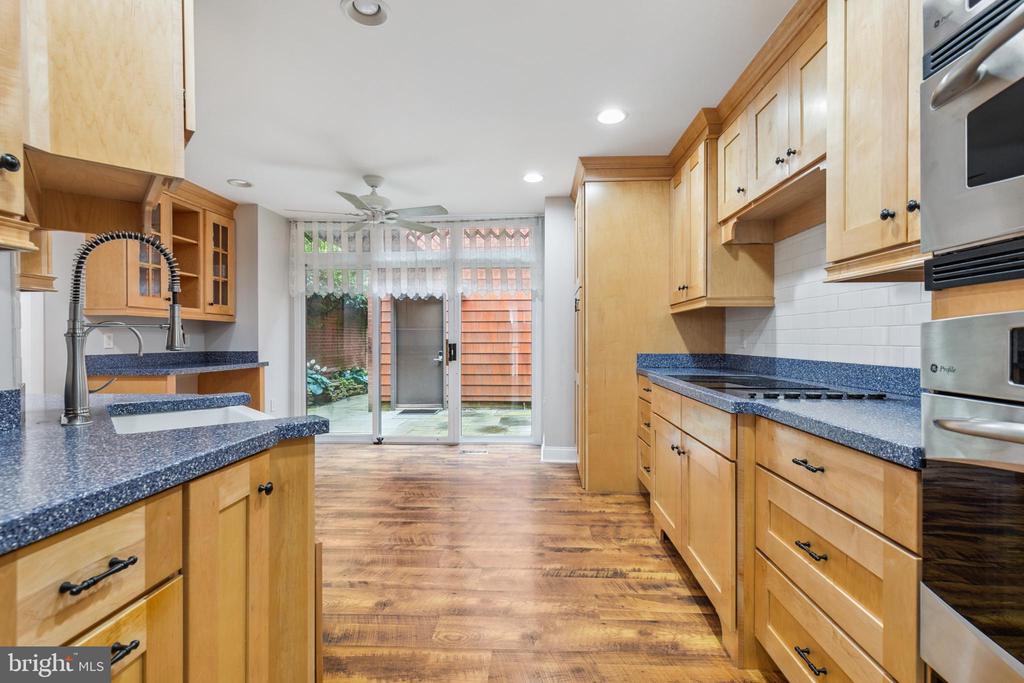 31 MALIBU COURT