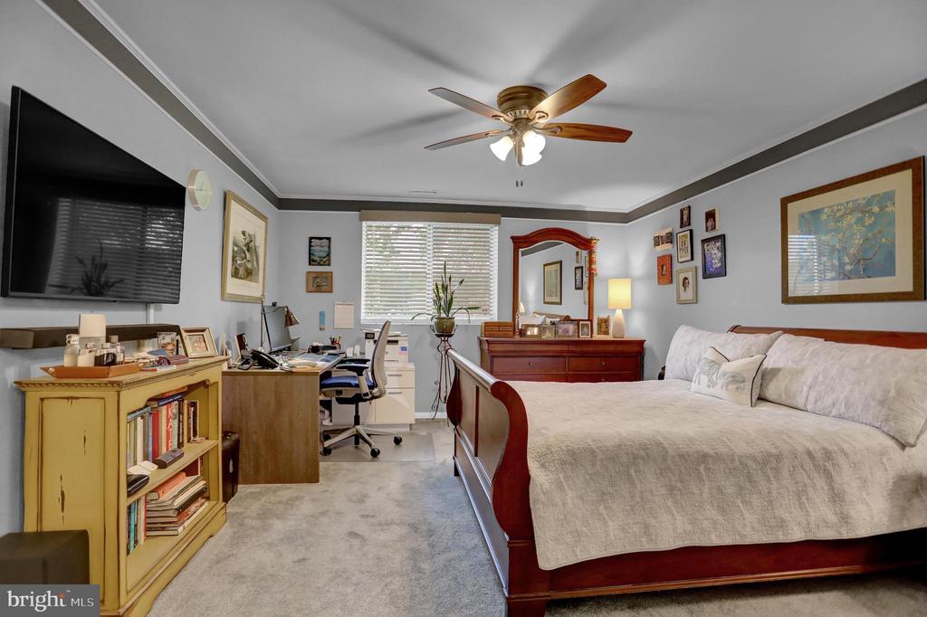 5 GLENAMOY ROAD 102
