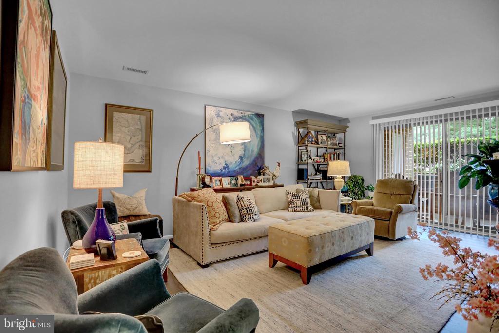 5 GLENAMOY ROAD 102