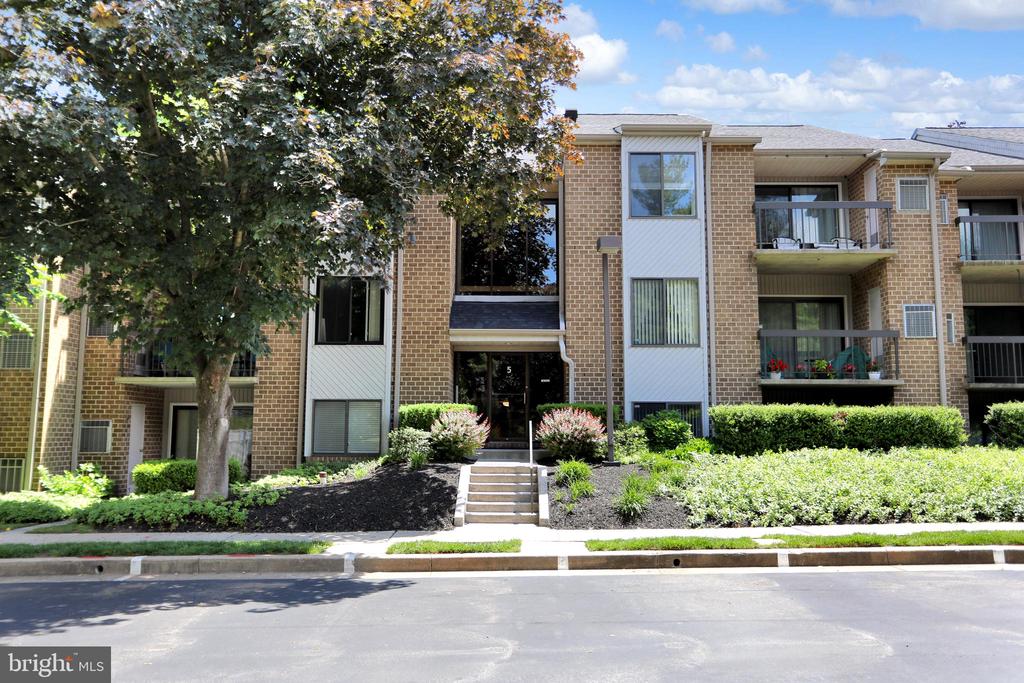 5 GLENAMOY ROAD 102