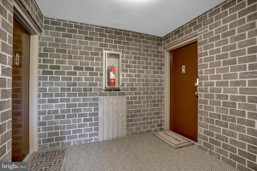 5 GLENAMOY ROAD 102
