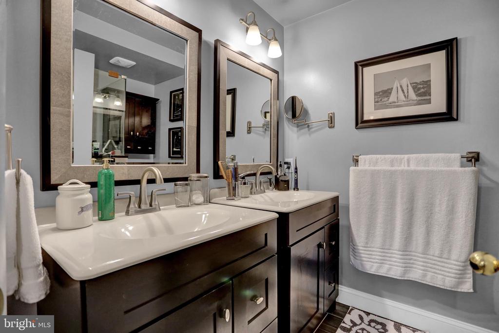 5 GLENAMOY ROAD 102