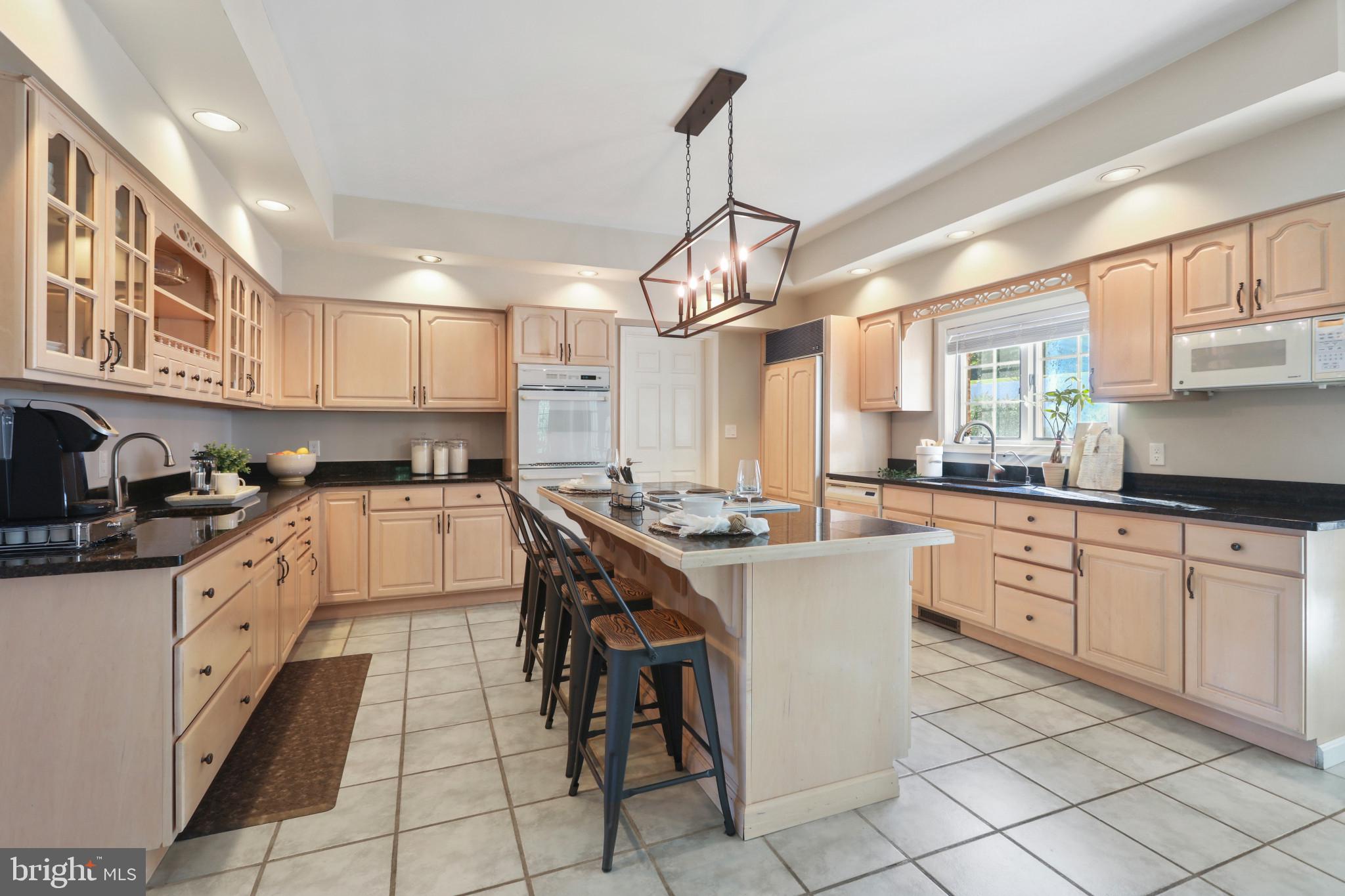 2 DARNEY COURT