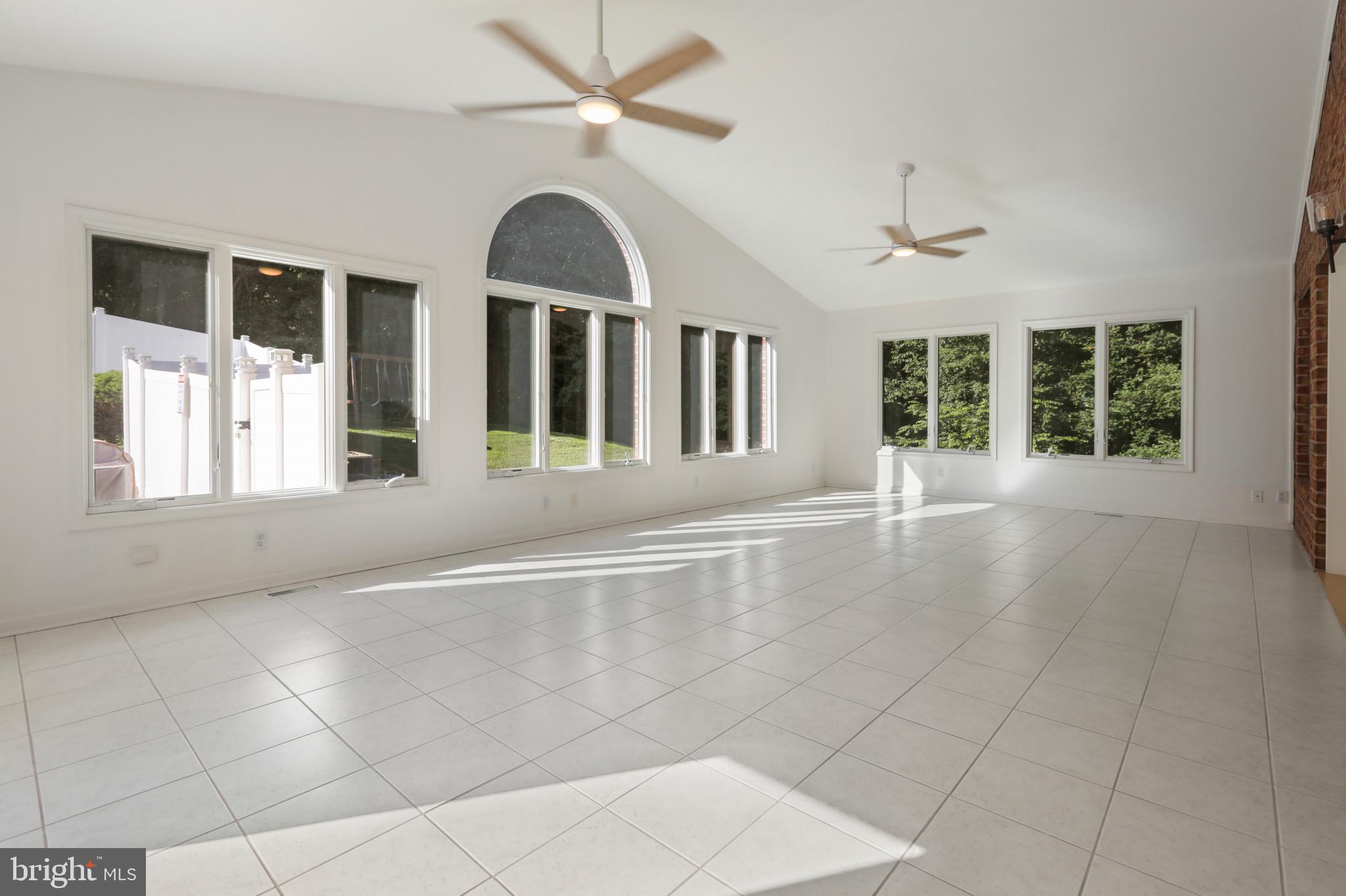 2 DARNEY COURT