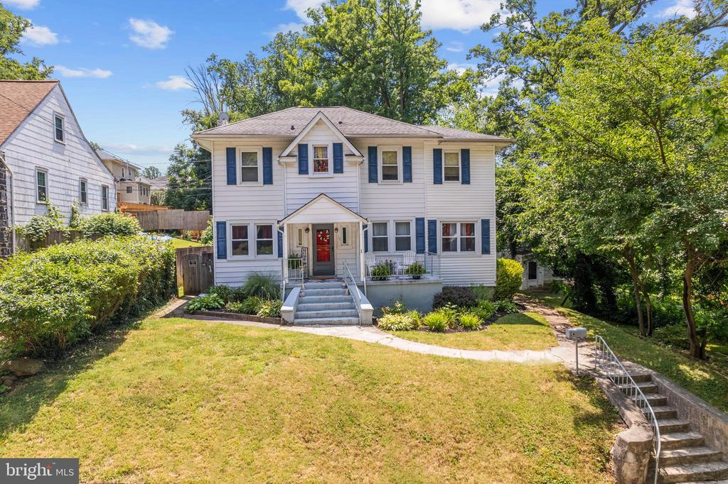 14 GWYNN LAKE DRIVE
