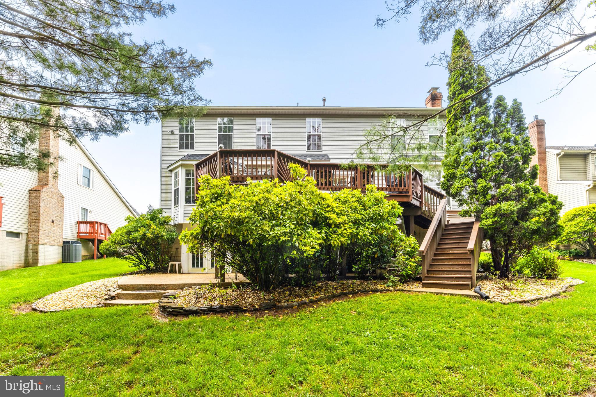 242 RITTERSLEA COURT