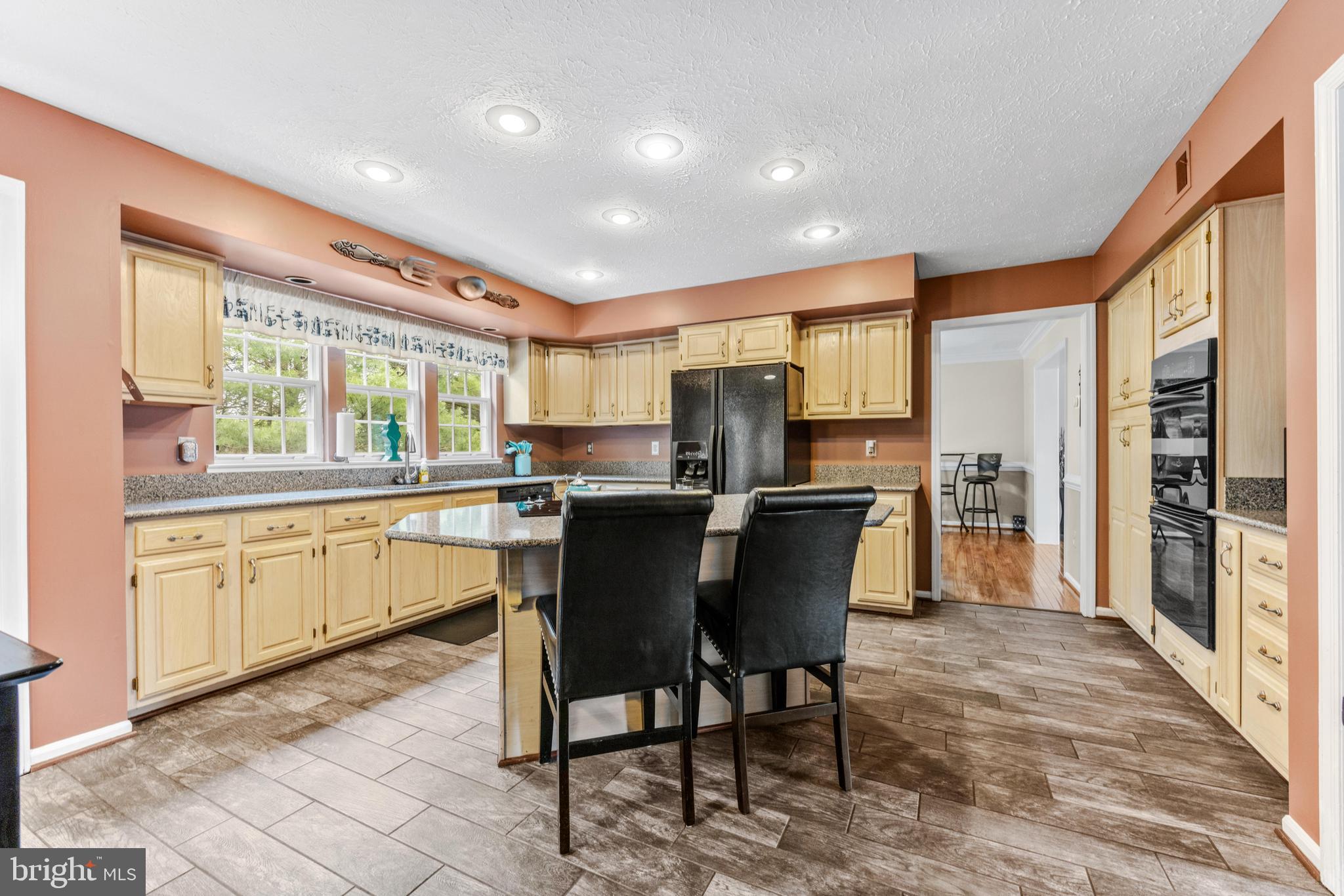 242 RITTERSLEA COURT