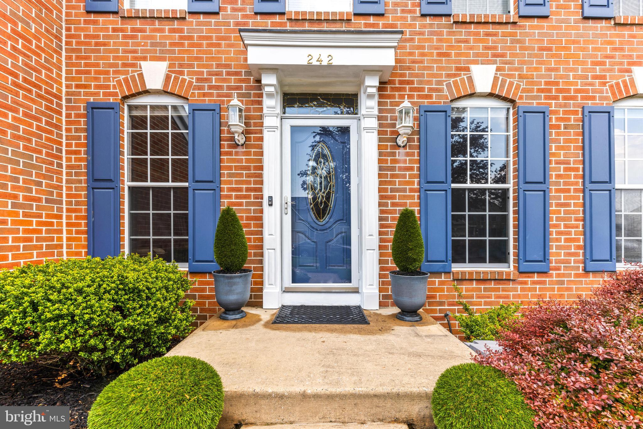 242 RITTERSLEA COURT