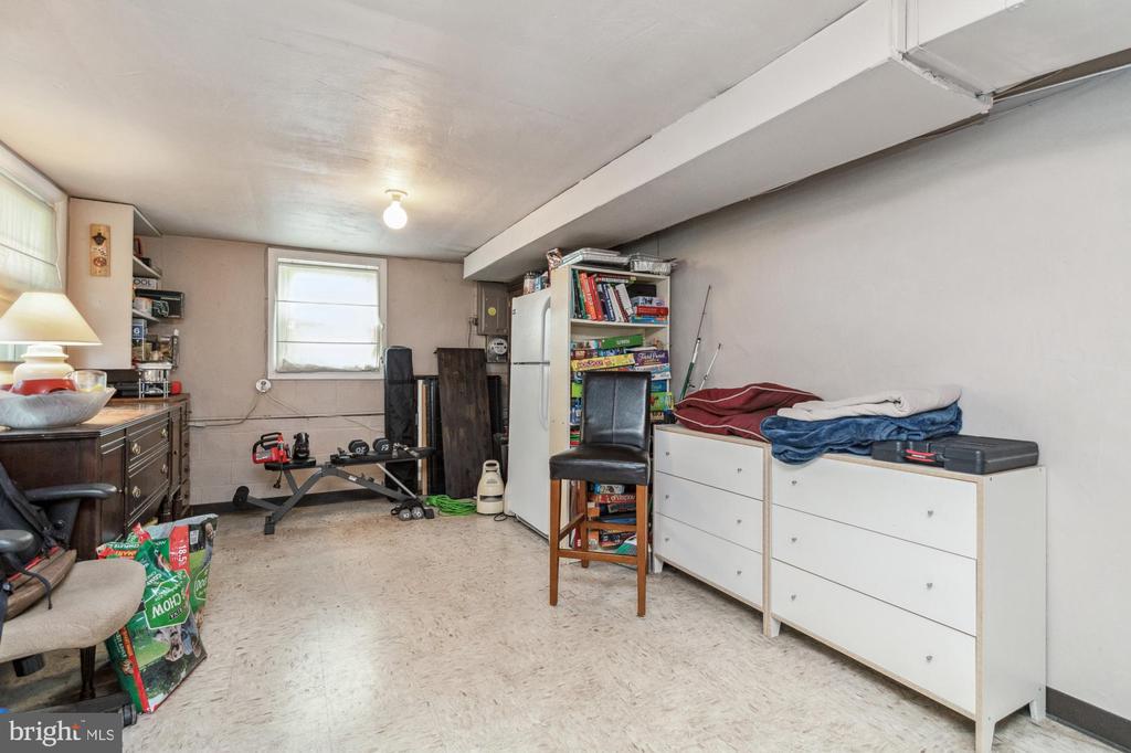1618 ALSTON ROAD