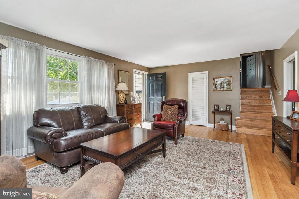 1618 ALSTON ROAD