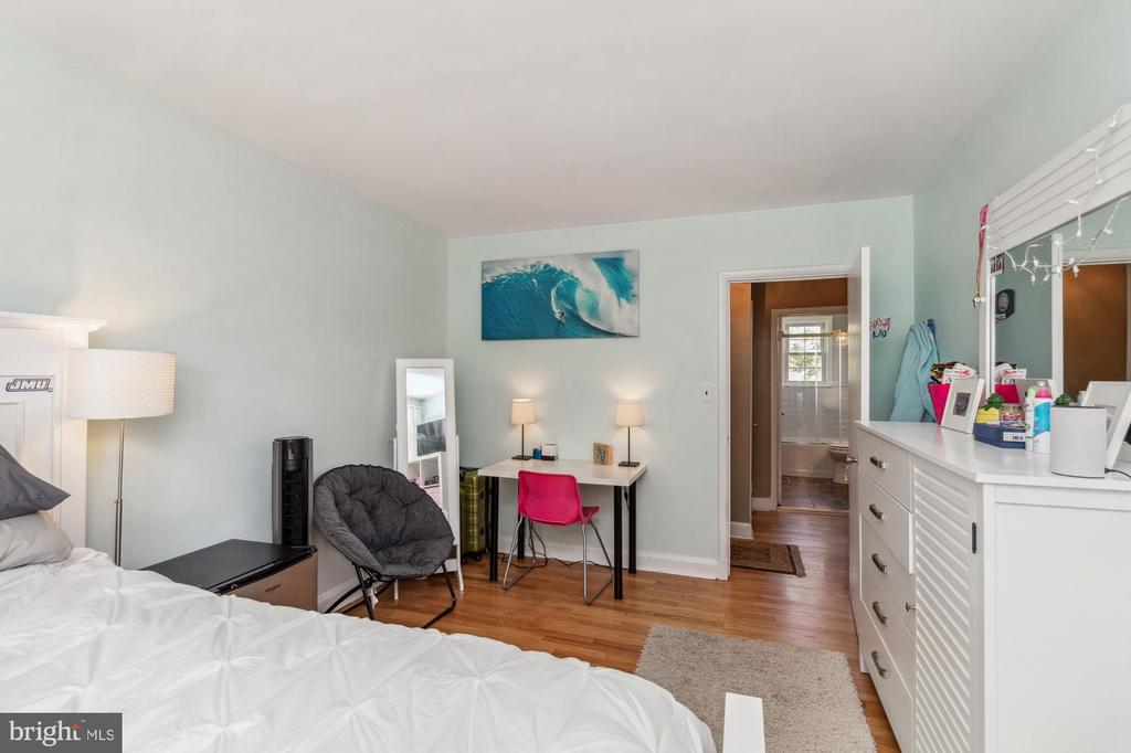 1618 ALSTON ROAD