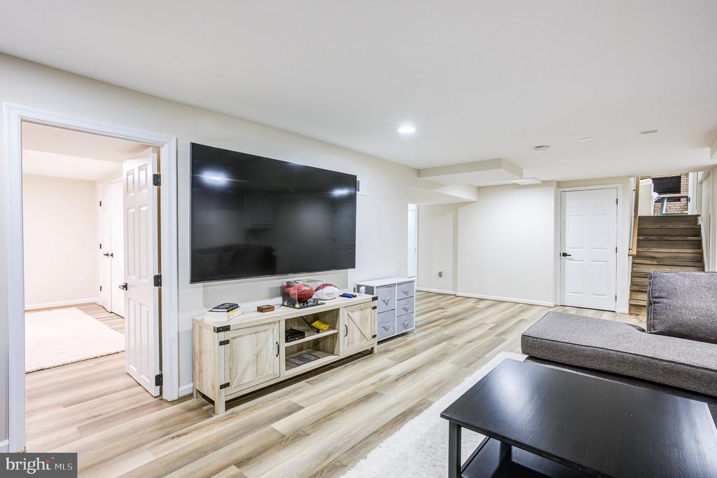 1507 SHERBROOK ROAD