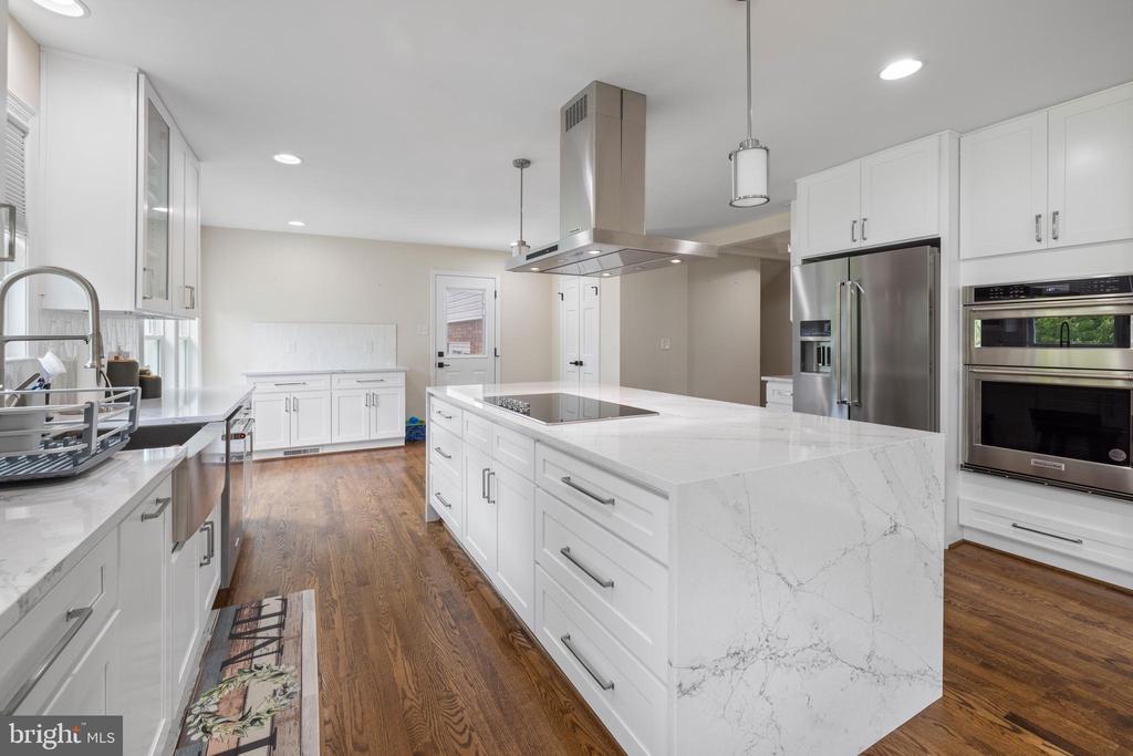1507 SHERBROOK ROAD