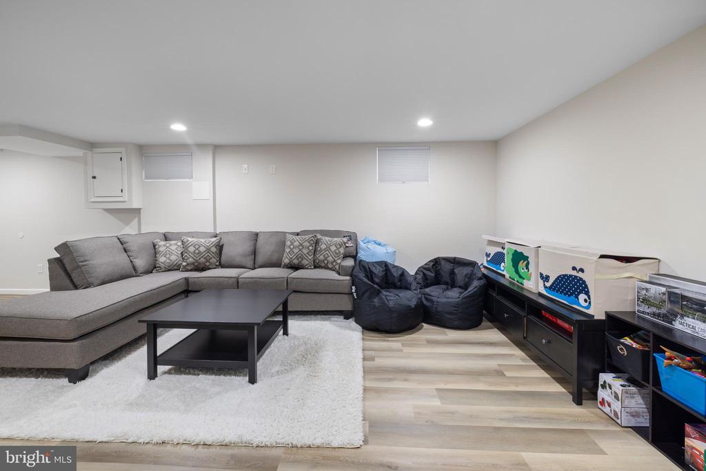 1507 SHERBROOK ROAD