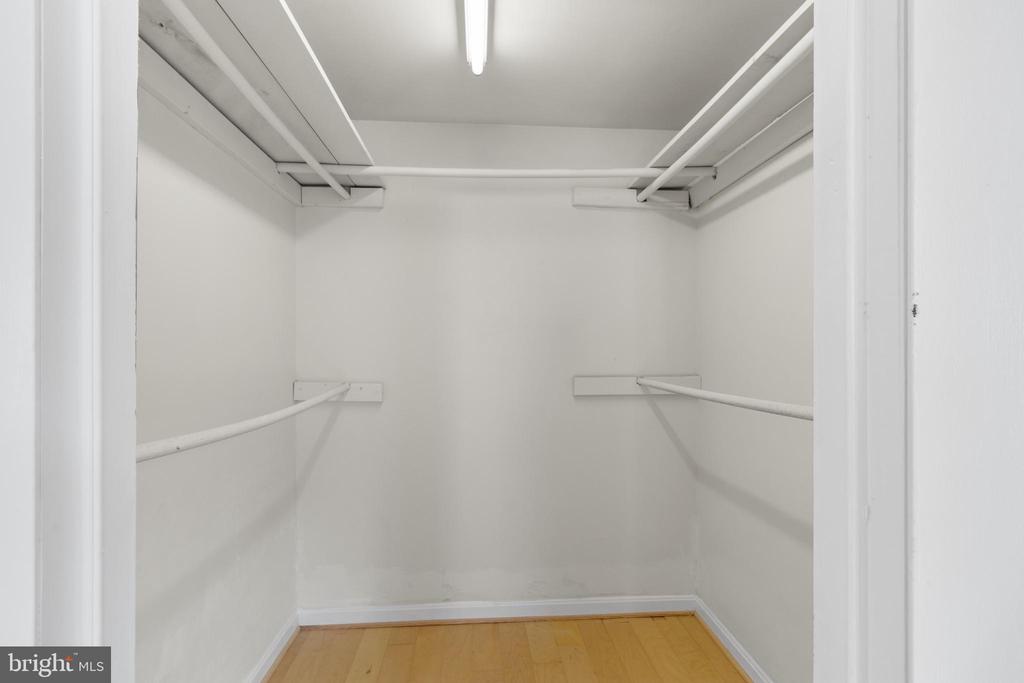 1504 TAYLOR AVENUE