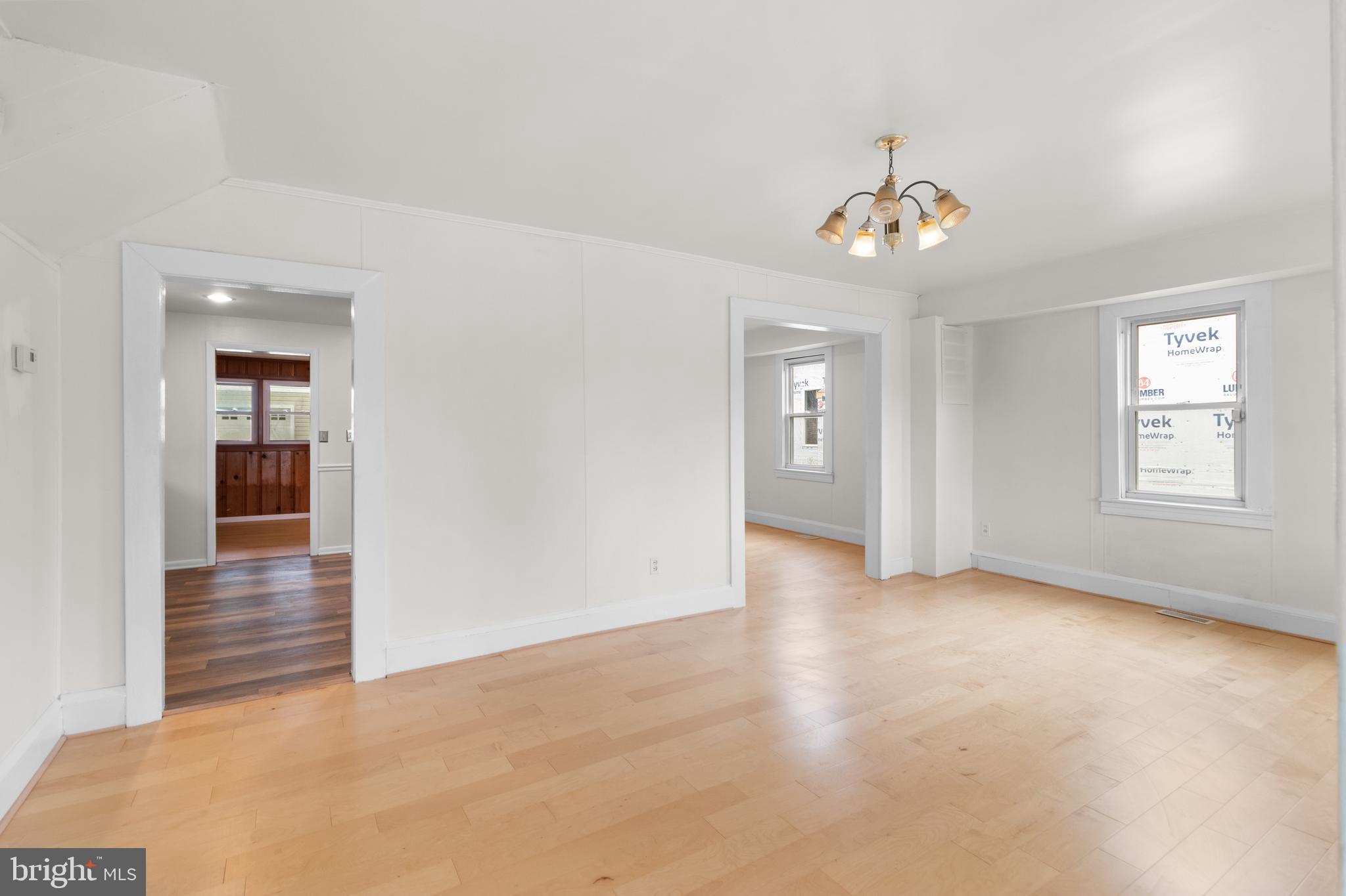 1504 TAYLOR AVENUE
