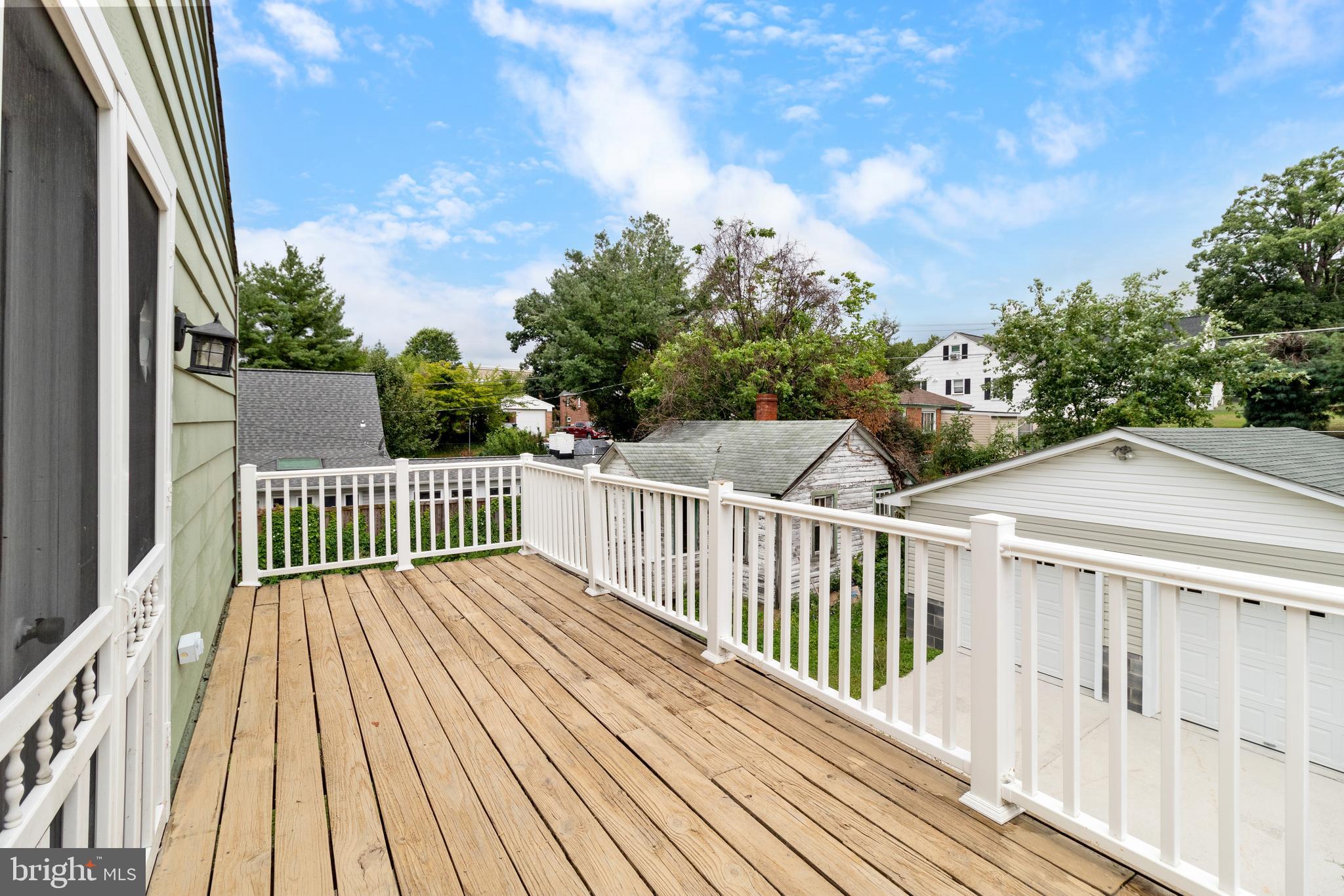 1504 TAYLOR AVENUE