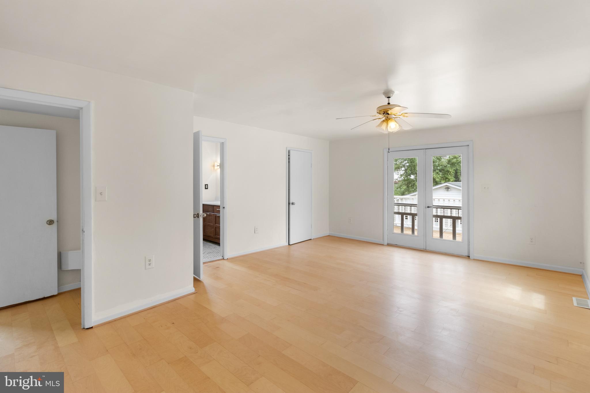 1504 TAYLOR AVENUE