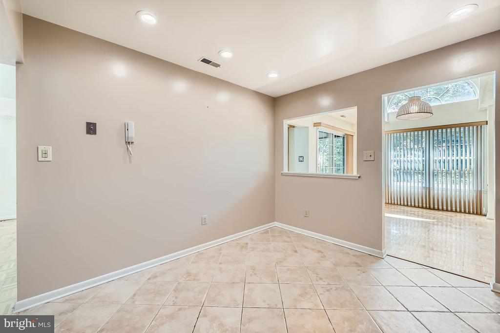 2105 WOODBOX LANE C 2105C
