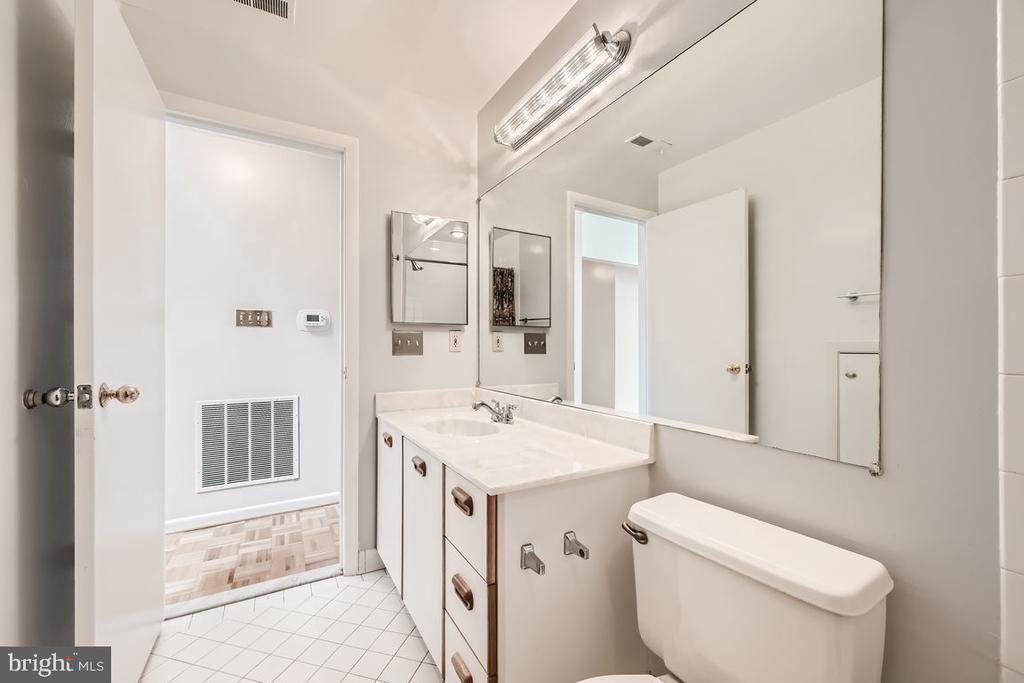 2105 WOODBOX LANE C 2105C