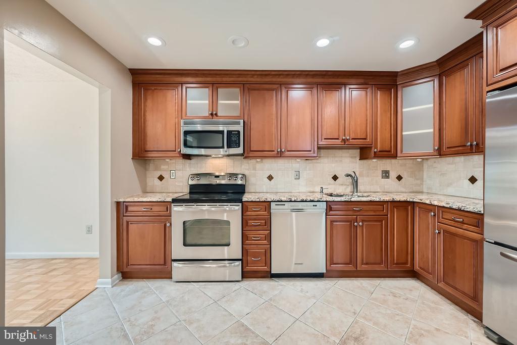 2105 WOODBOX LANE C 2105C
