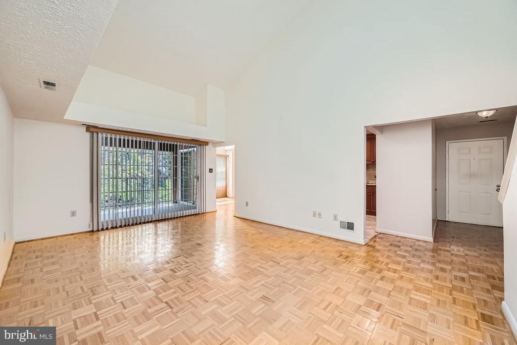 2105 WOODBOX LANE C 2105C