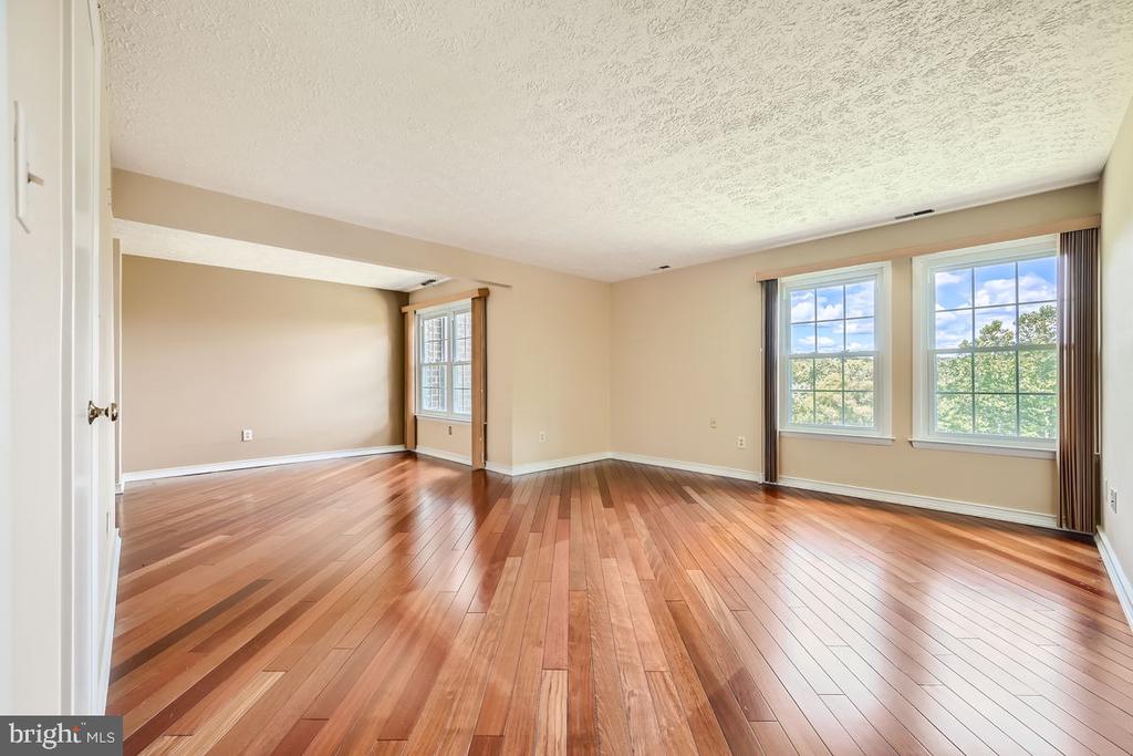 2105 WOODBOX LANE C 2105C
