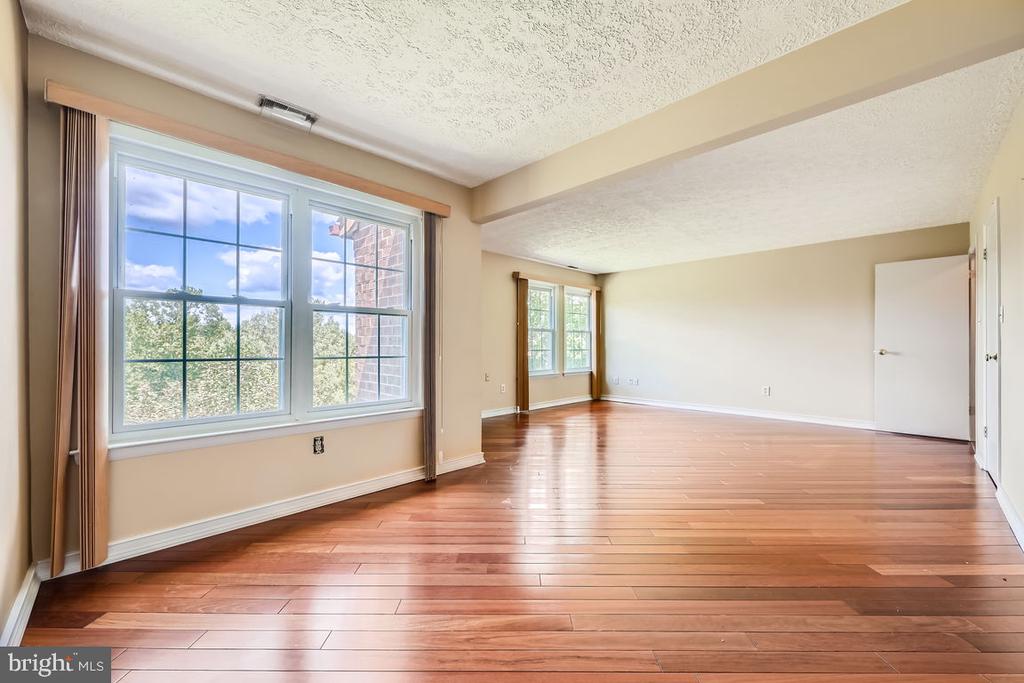 2105 WOODBOX LANE C 2105C