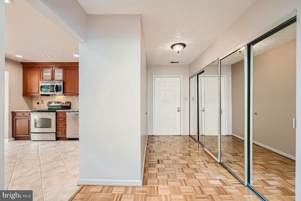 2105 WOODBOX LANE C 2105C