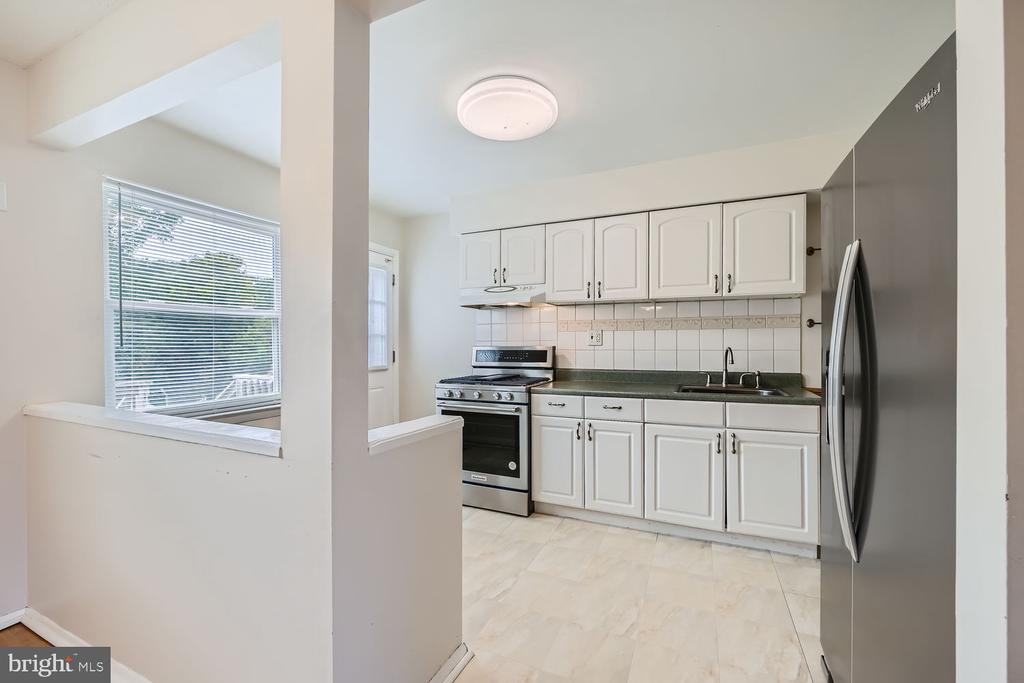 726 SEAWALL ROAD