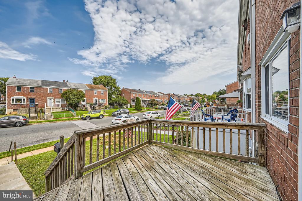 726 SEAWALL ROAD