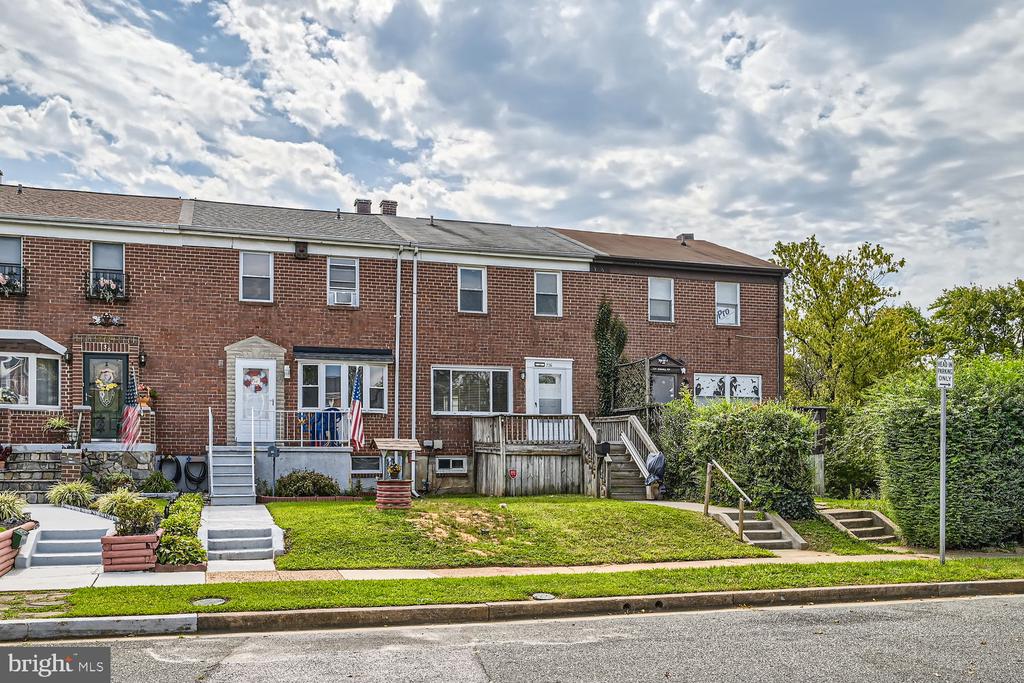 726 SEAWALL ROAD