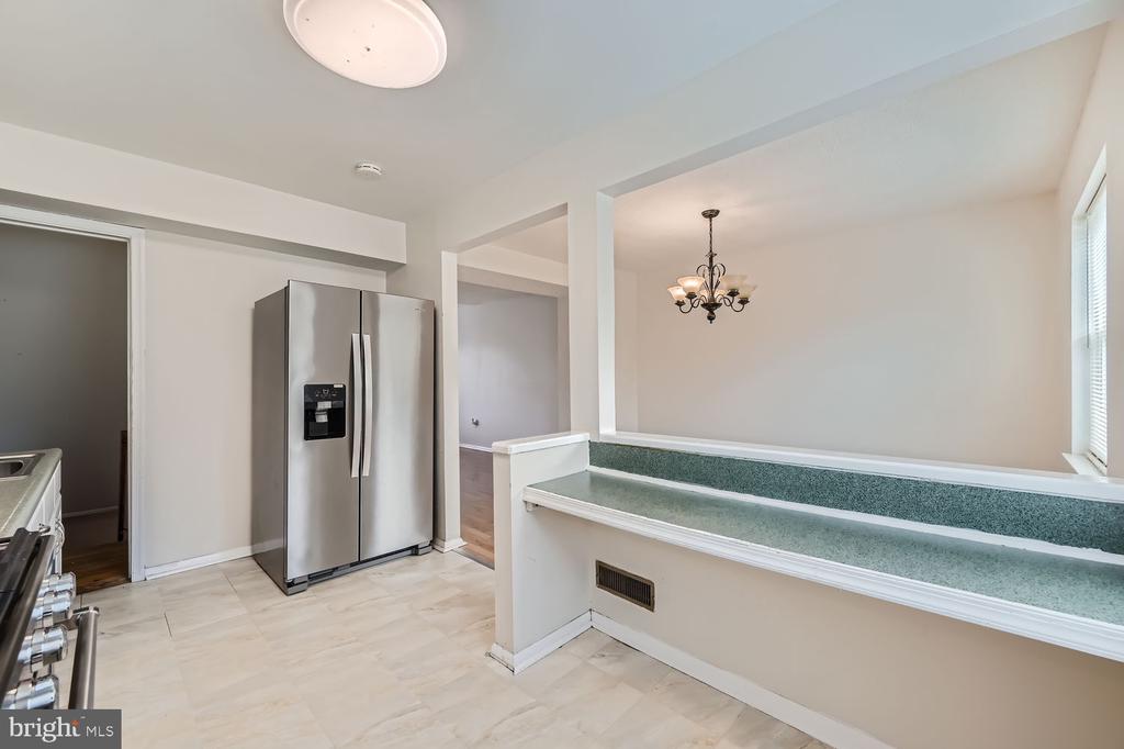 726 SEAWALL ROAD