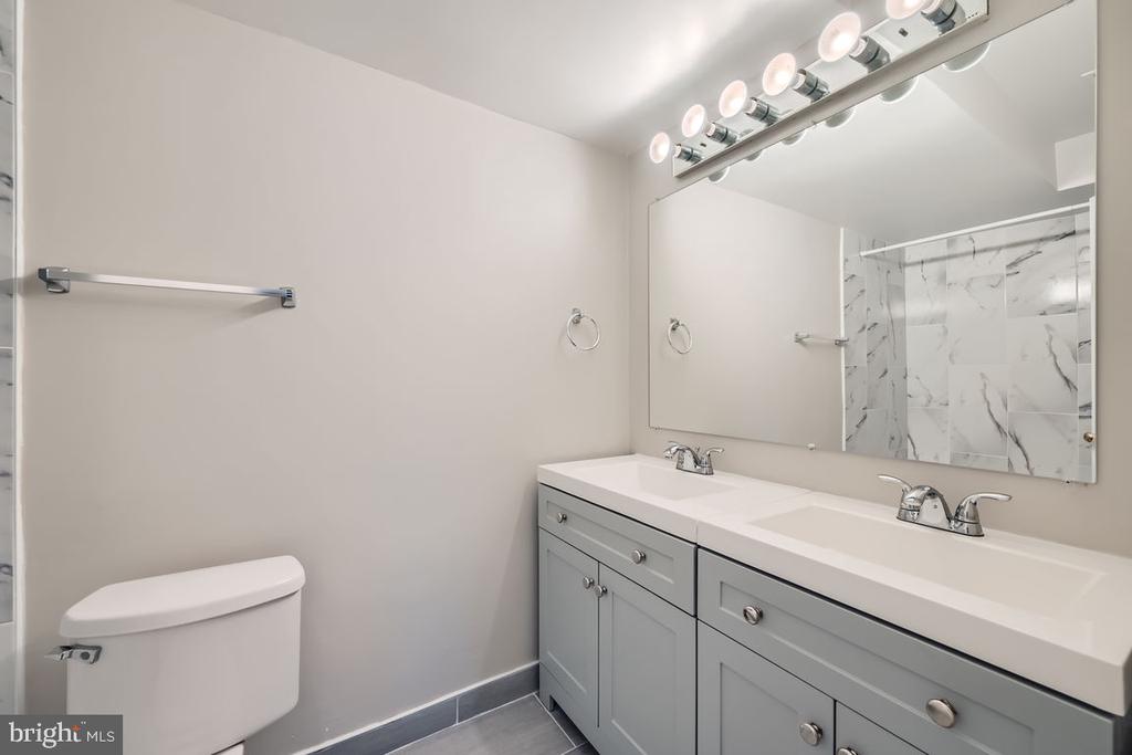 107 FITZ COURT T-3