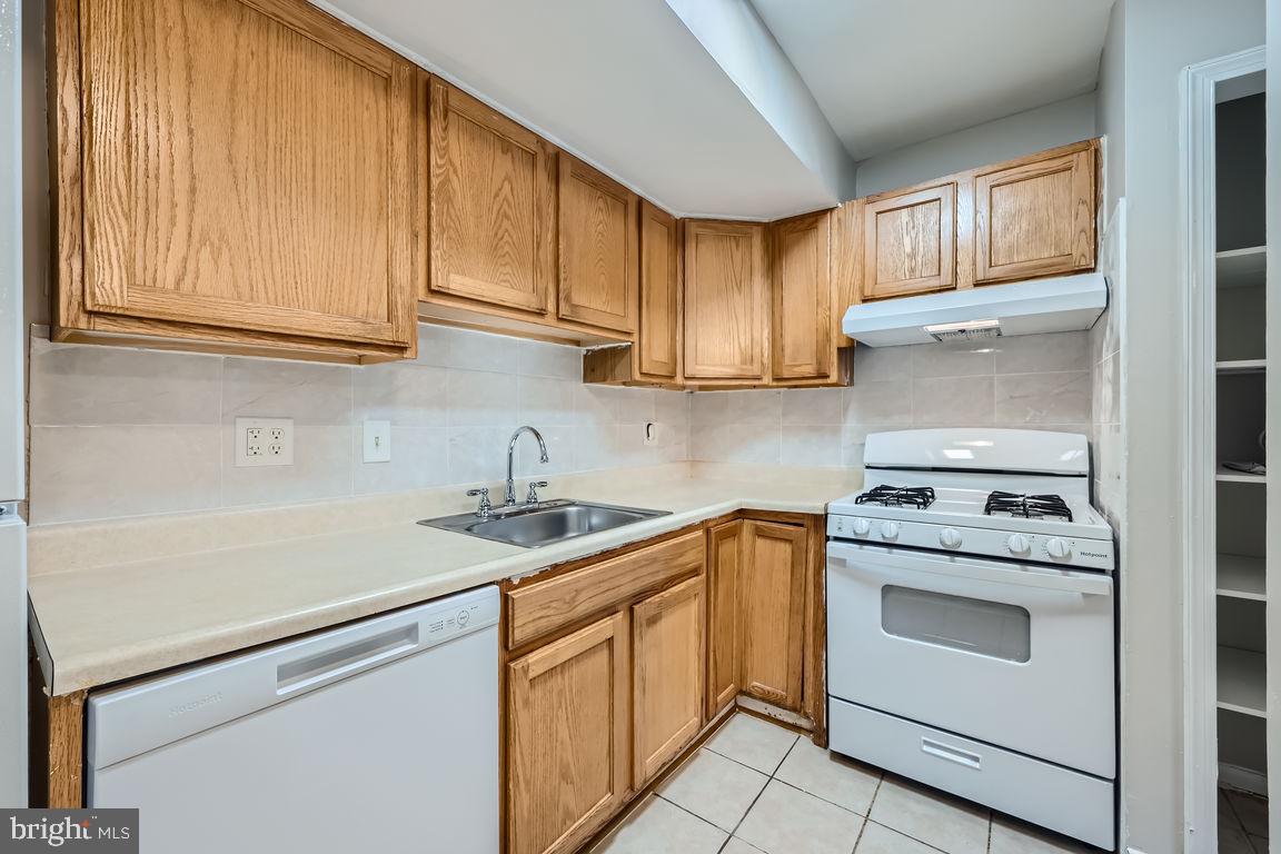 107 FITZ COURT T-3