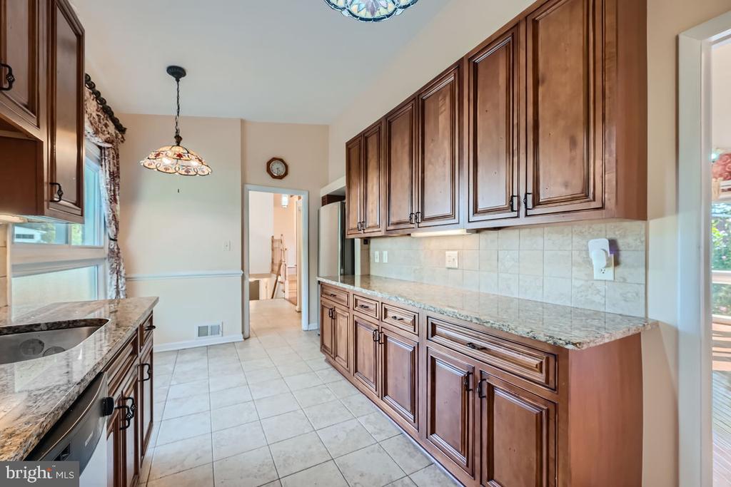 6800 DIANA COURT