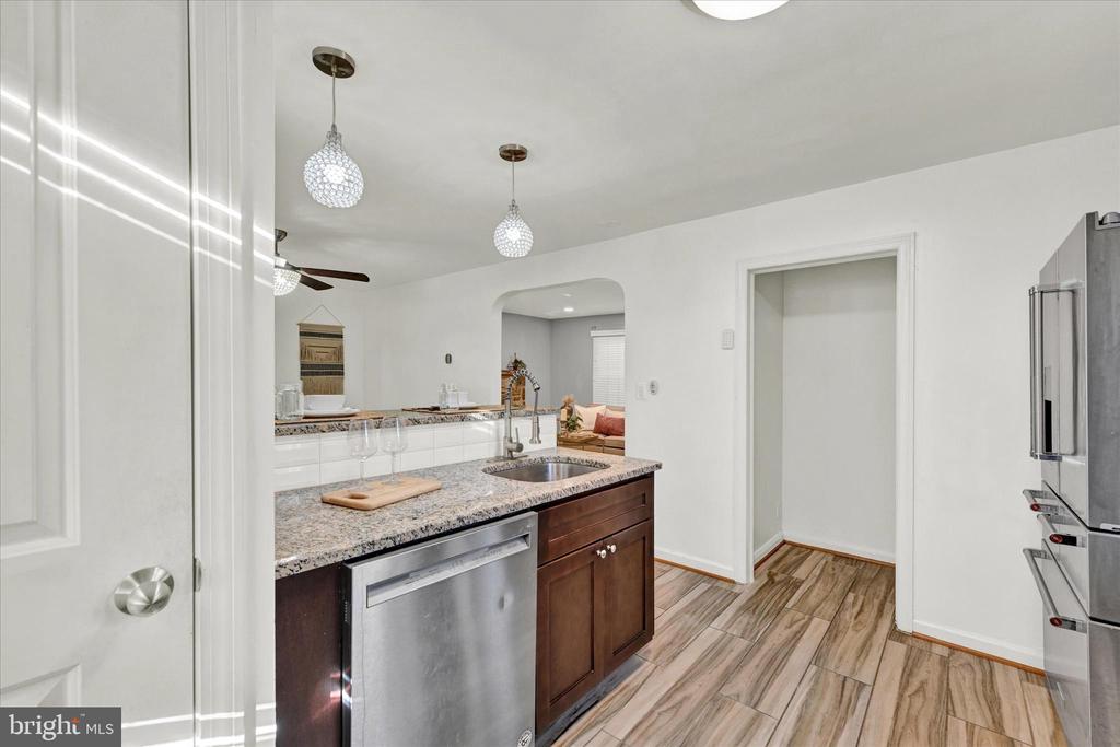 2019 HILLCREST ROAD
