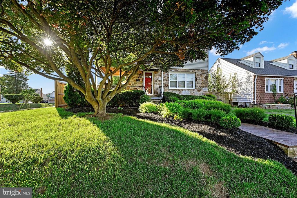 2019 HILLCREST ROAD