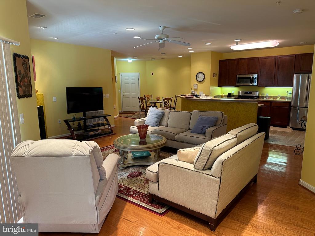 307 WYNDHAM CIRCLE 307 H
