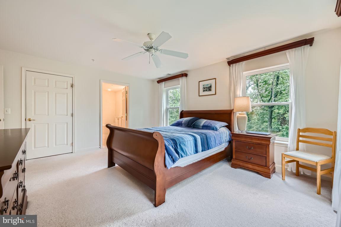 302 WYNDHAM CIRCLE 302J